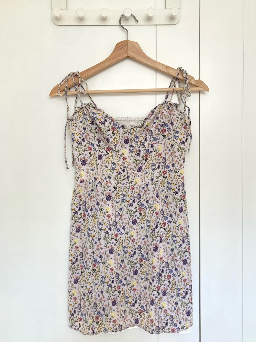 Wilfred Floral Mini Dress Size 6 - Picture 2 of 7